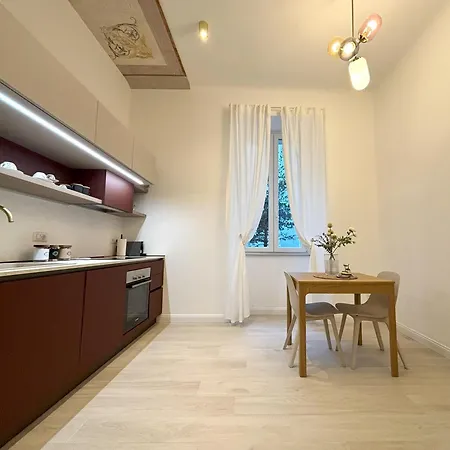 Viale 1880 - Reception *